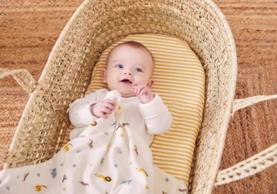 secondhand clothing image