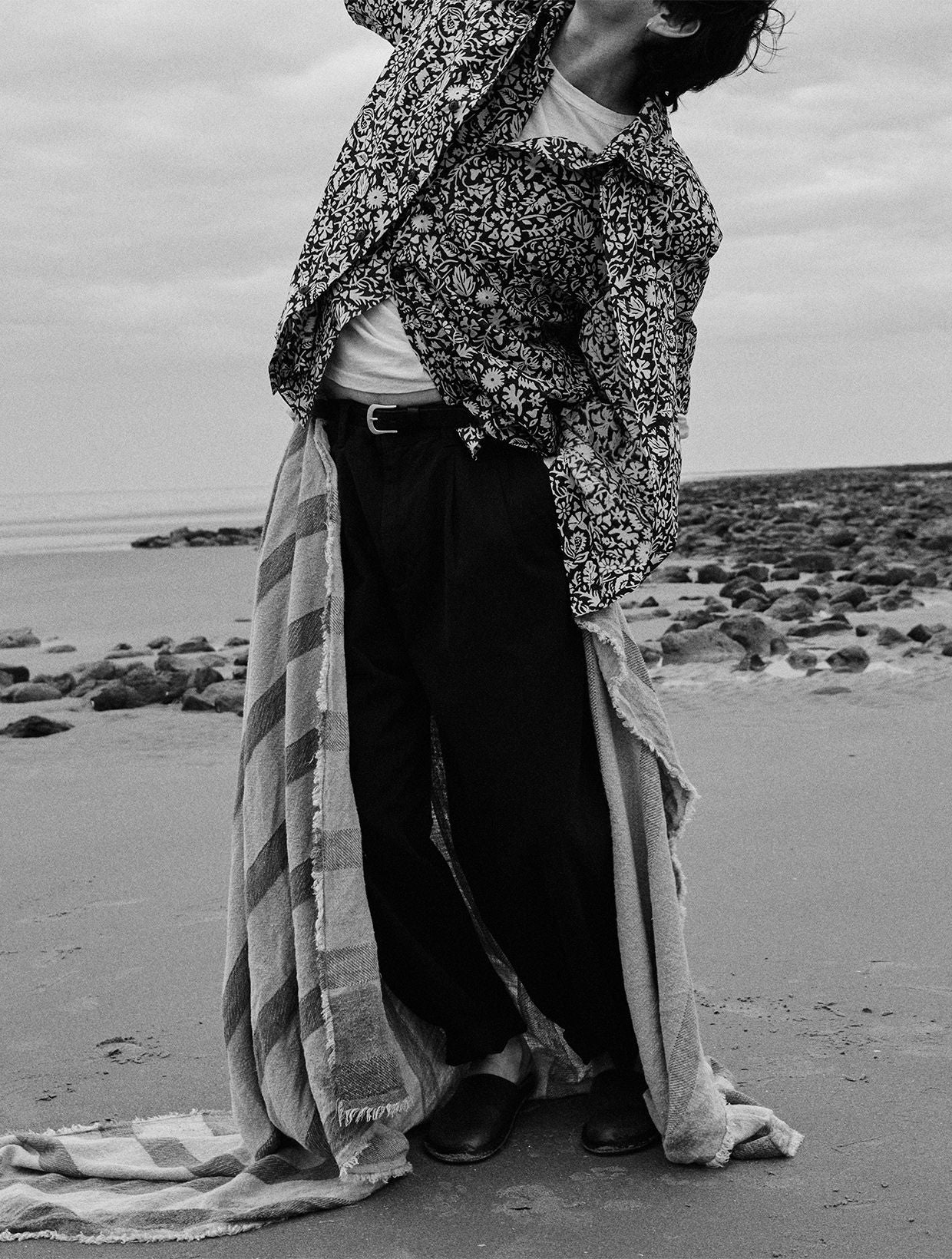 secondhand clothing image